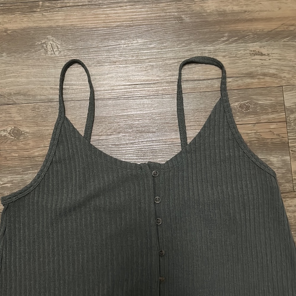 AEO olive button front tank NWT - Picture 2 of 12